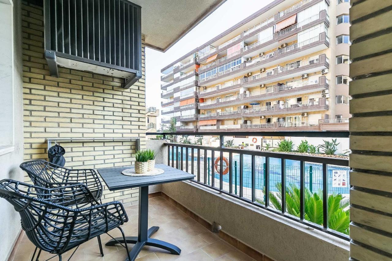 76-Lovely Beach Front Apartment In Fuengirola Buitenkant foto