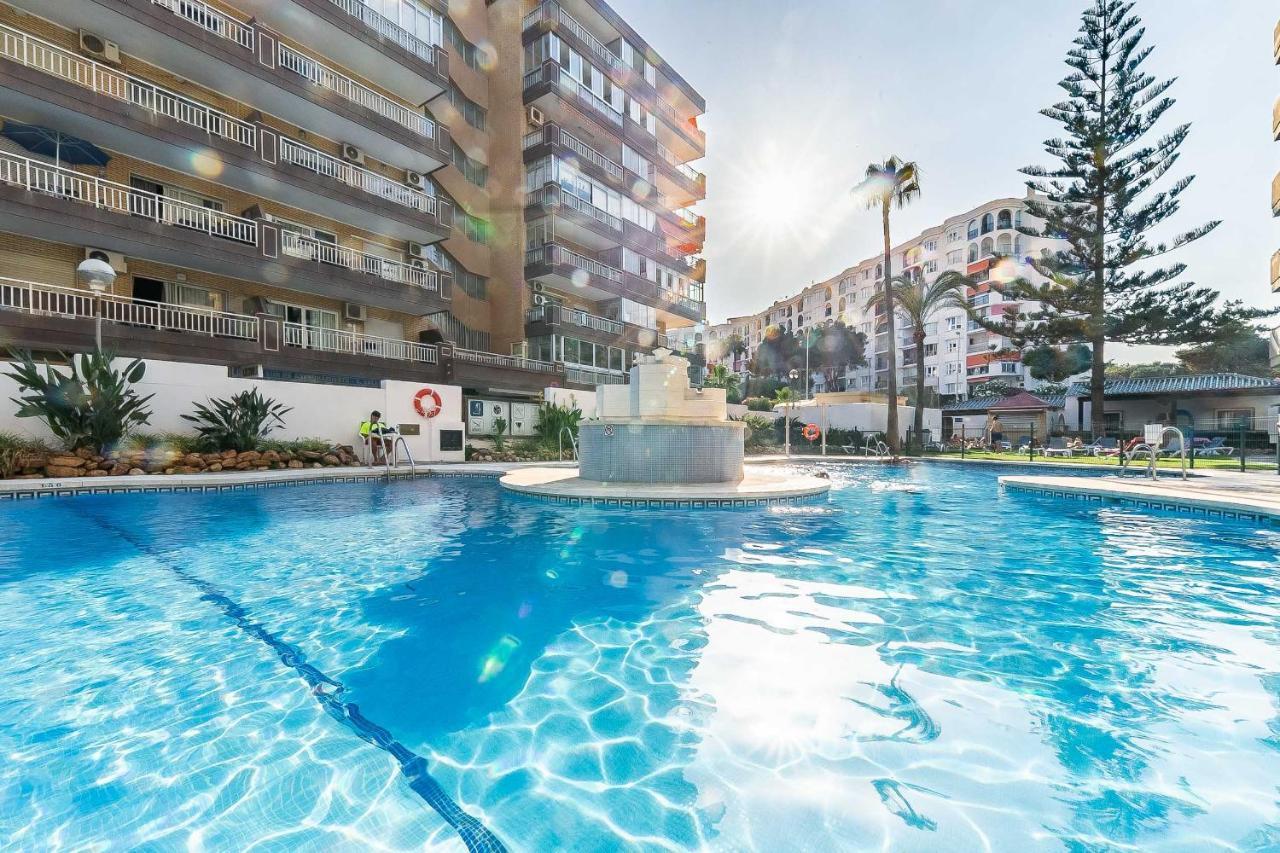 76-Lovely Beach Front Apartment In Fuengirola Buitenkant foto