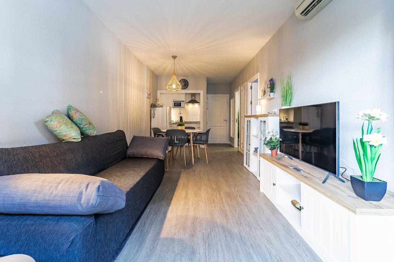 76-Lovely Beach Front Apartment In Fuengirola Buitenkant foto